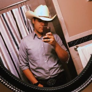 Meet your Posher, Josiah